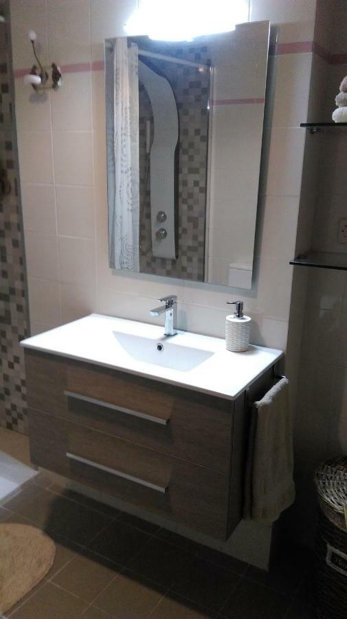 奥维耶多Apartamento Araceli Proximo A Clinica Oftalmologica Fdez Vega公寓 外观 照片
